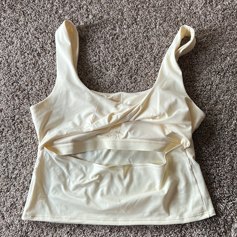 Fabletics top - Picture 3 of 4